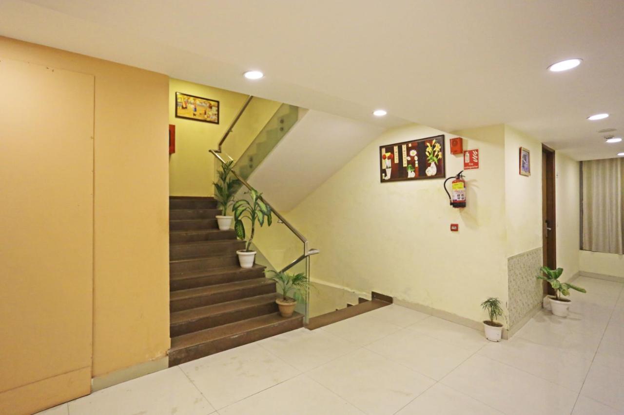 Hotel Ronit Royal Delhi Airport By D'Capitol ニューデリー エクステリア 写真
