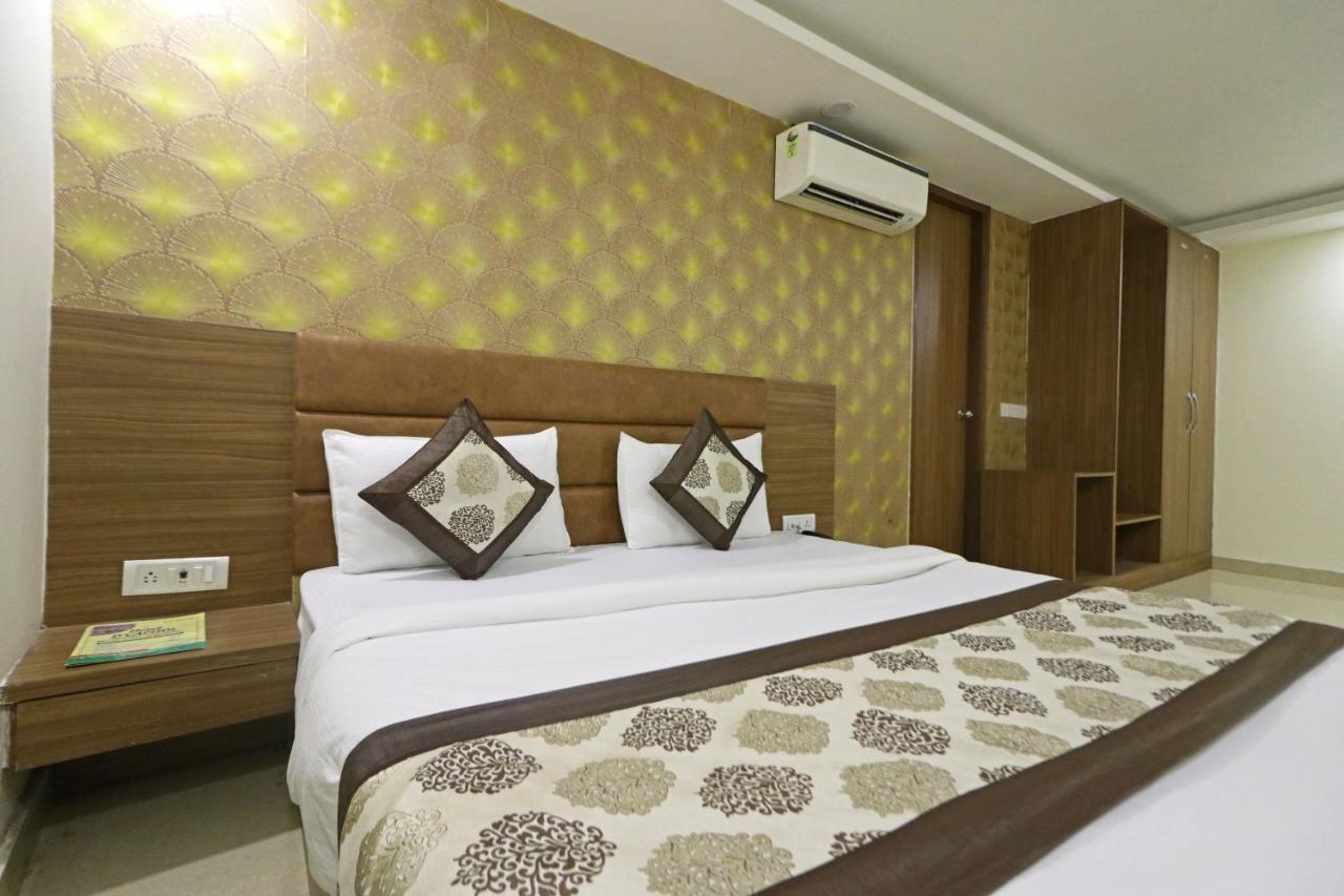 Hotel Ronit Royal Delhi Airport By D'Capitol ニューデリー エクステリア 写真