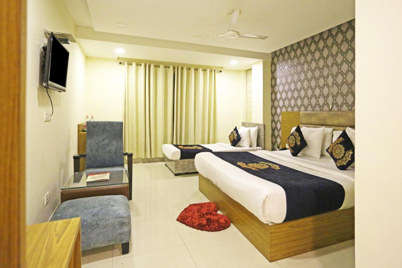 Hotel Ronit Royal Delhi Airport By D'Capitol ニューデリー エクステリア 写真